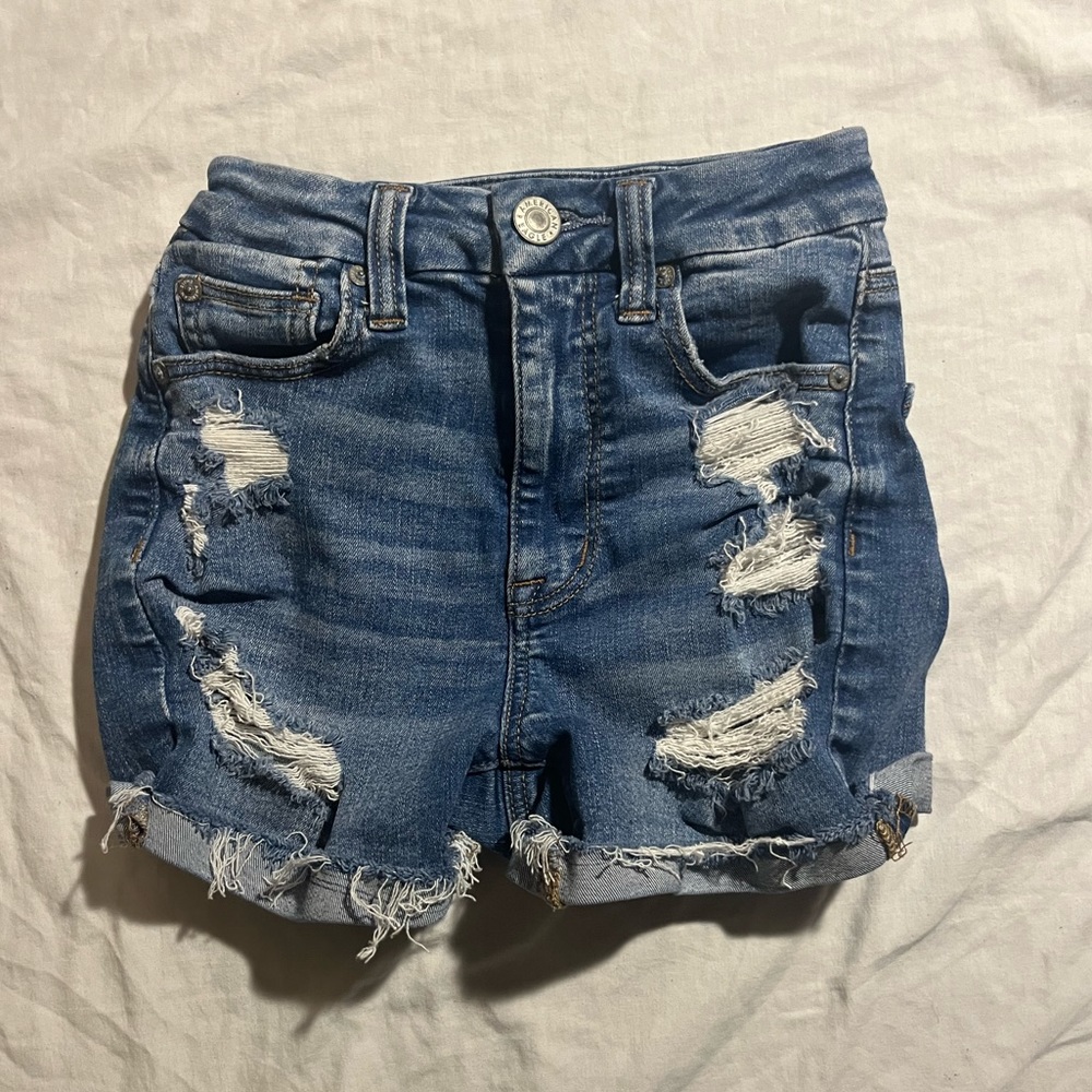 AMERICAN EAGLE Curvy Hi-Rise Shortie 00